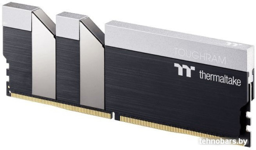Оперативная память Thermaltake ToughRam 2x8GB DDR4 PC4-25600 R017D408GX2-3200C16A фото 4