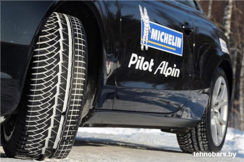 Автомобильные шины Michelin Pilot Alpin PA4 285/35R20 104V фото 4