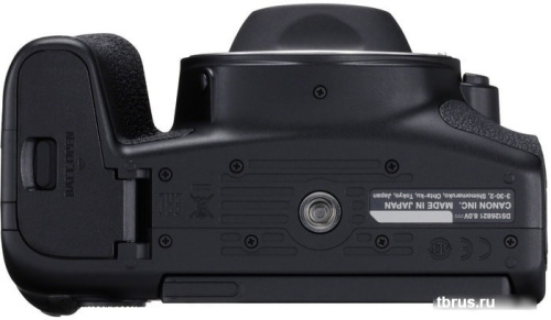 Зеркальный фотоаппарат Canon EOS 850D Body фото 6
