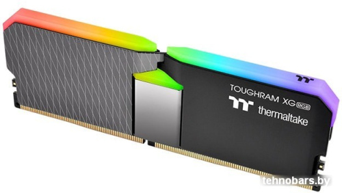 Оперативная память Thermaltake ToughRam XG RGB 2x8ГБ DDR4 4400 МГц R016D408GX2-4400C19A фото 4
