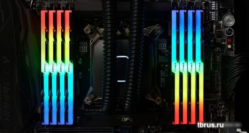 Оперативная память G.Skill Trident Z RGB 8x8GB DDR4 PC4-32000 F4-4000C18D-64GTZR фото 6