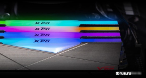 Оперативная память A-Data XPG Spectrix D50 RGB 8ГБ DDR4 4133 МГц AX4U41338G19J-ST50 фото 6